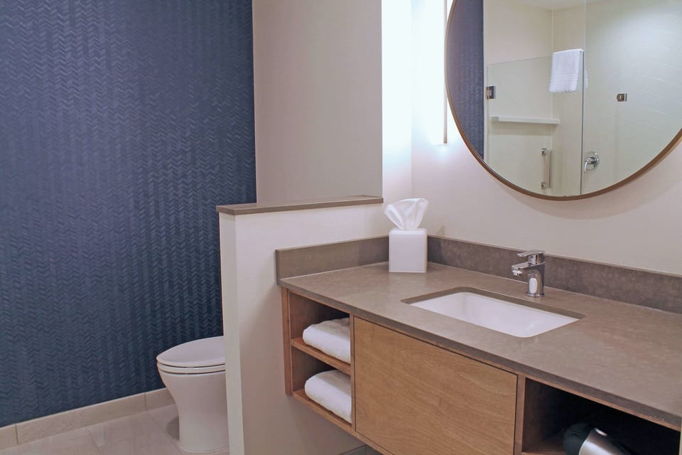 Hair dryer, towels