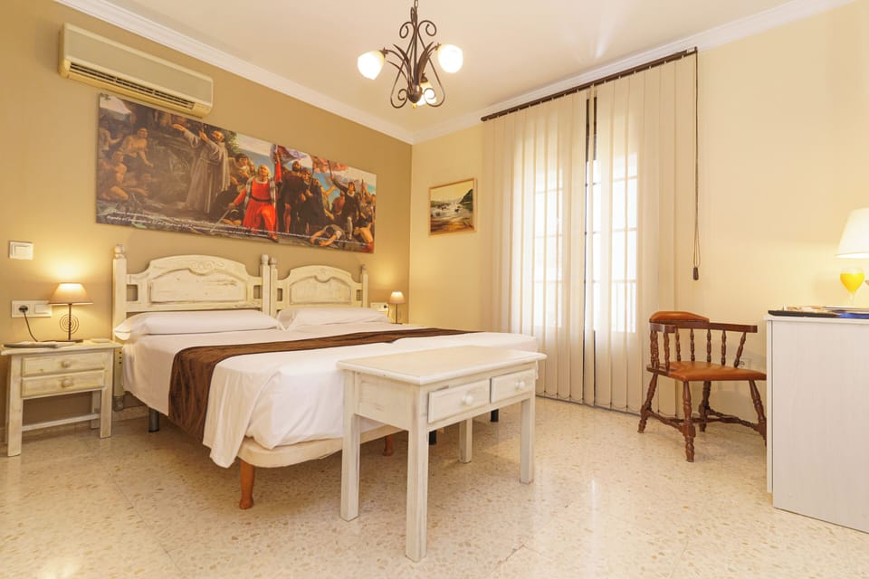 City Double Room | Minibar, desk, laptop workspace, soundproofing