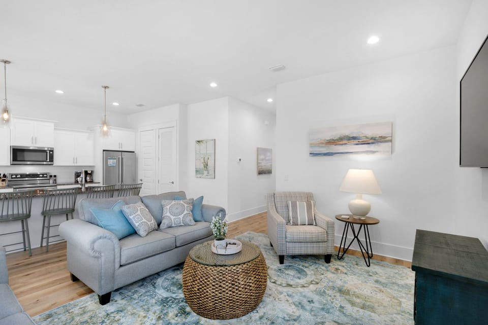 Living room to kitchen view