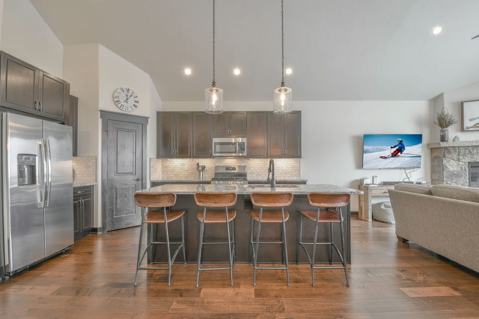 Kitchen with a breakfast bar