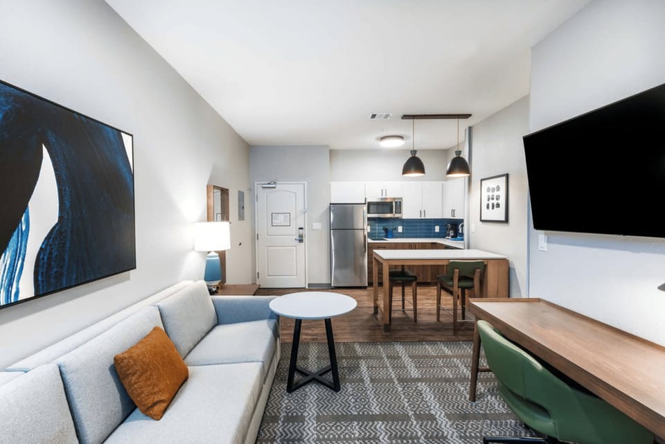 Desk, laptop workspace, free WiFi, bed sheets