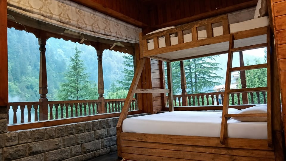 Family Duplex, Mountain View | Premium bedding, down comforters, pillowtop beds, in-room safe