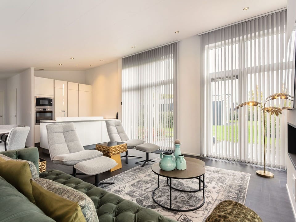 Property, Furniture, Couch, Table, Lighting, Interior Design, Comfort, Living Room, Floor, Wood