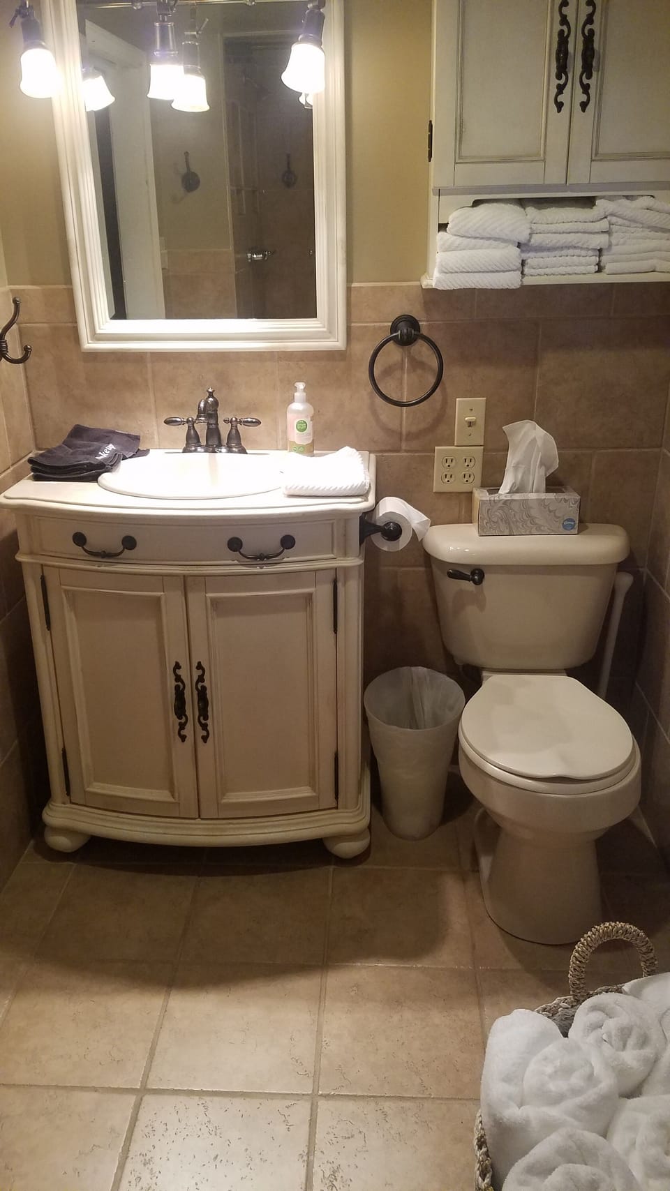 full bath on second floor