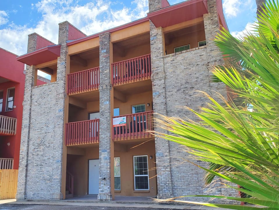 Sun Ray Condominiums