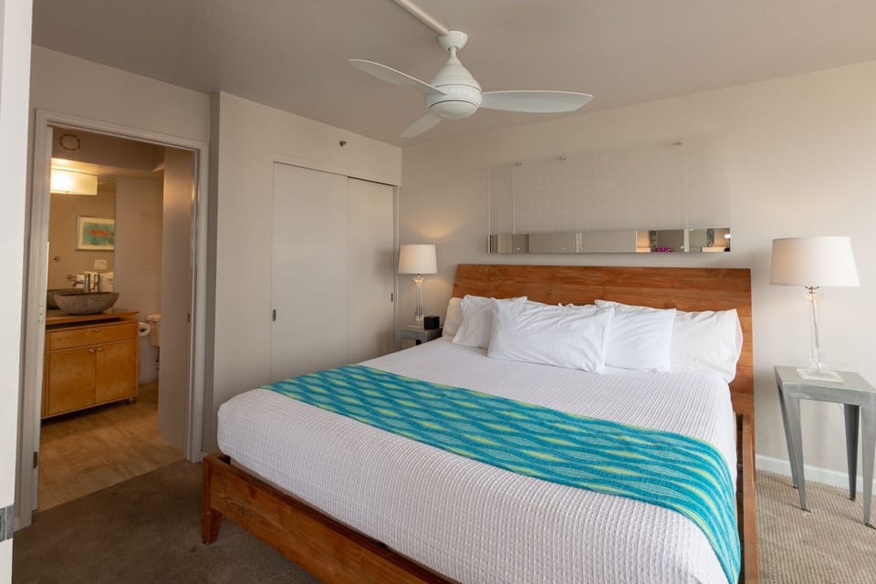 Condo, 1 Bedroom | 1 bedroom, laptop workspace, WiFi (free)