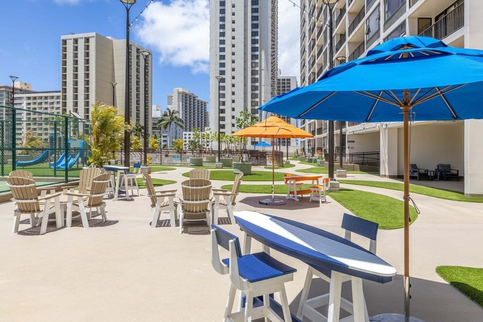 Condo, 1 Bedroom | Outdoor dining