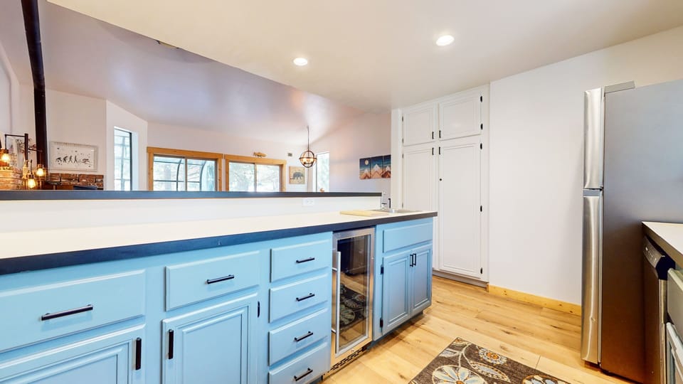 Condo, 2 Bedrooms | Private kitchen | Fridge, microwave, oven, dishwasher