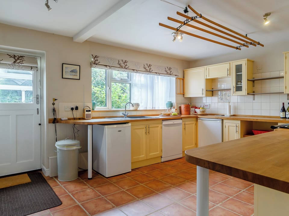 Kitchen | 42 Temple End, Blakeney