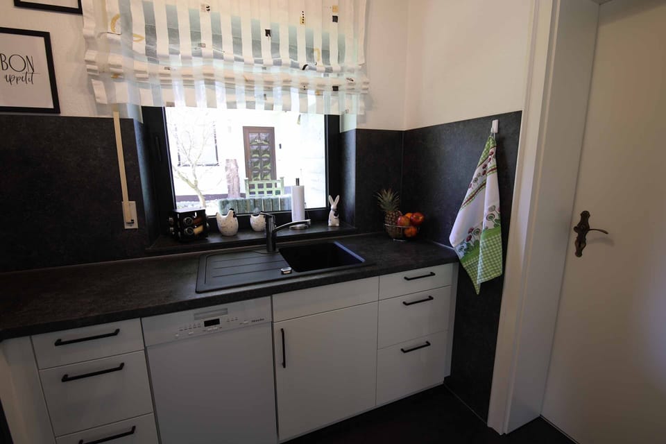 Apartment | Private kitchen | Fridge, oven, dishwasher, coffee/tea maker