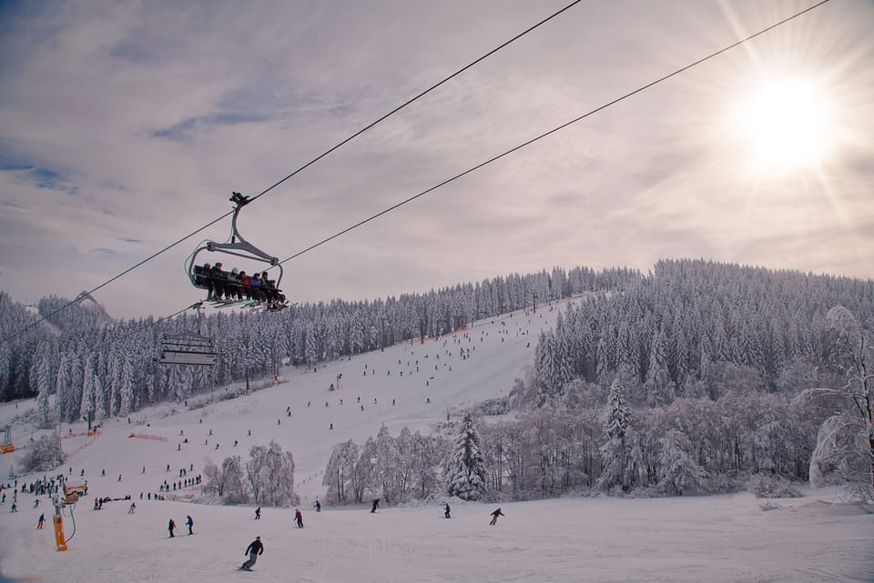 Snow and ski sports