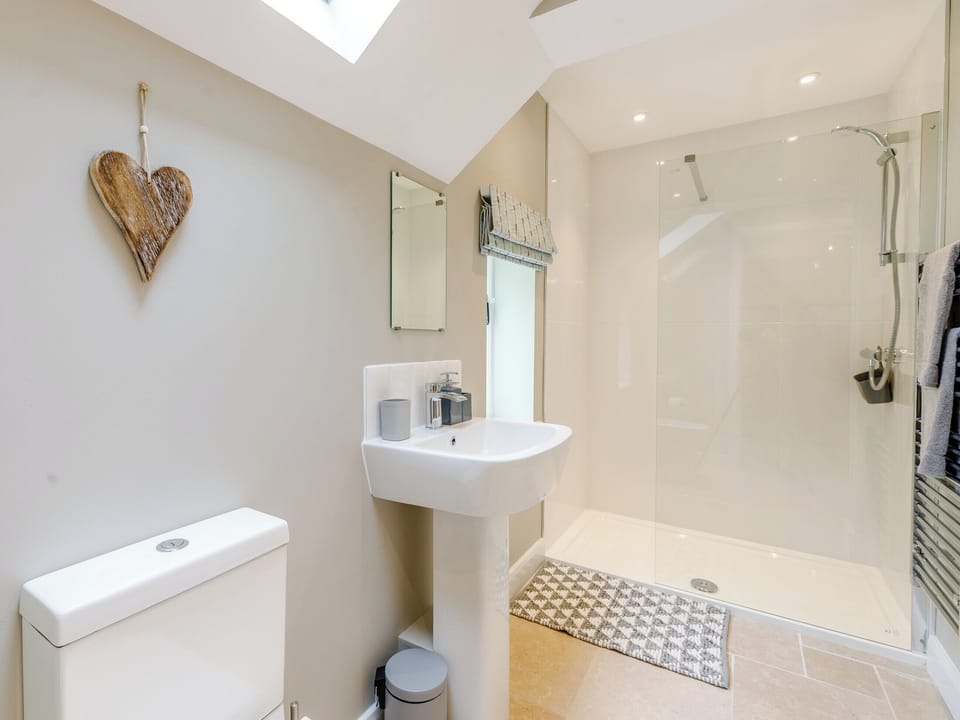 Shower room | Tadpole Cottage at Frog Hall, Tilston, near Malpas