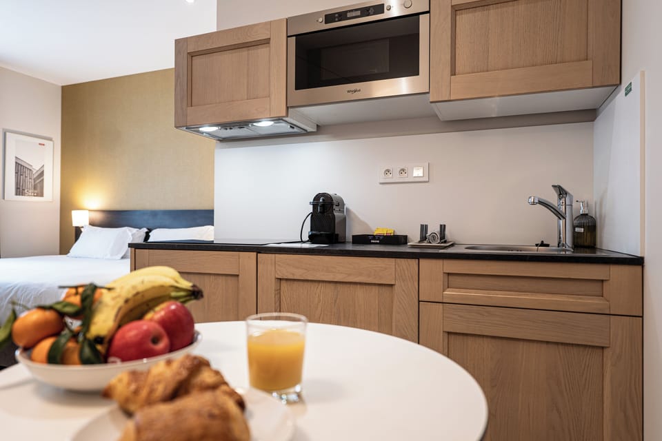 Double Room, City View (1) | Premium bedding, memory foam beds, individually decorated, desk
