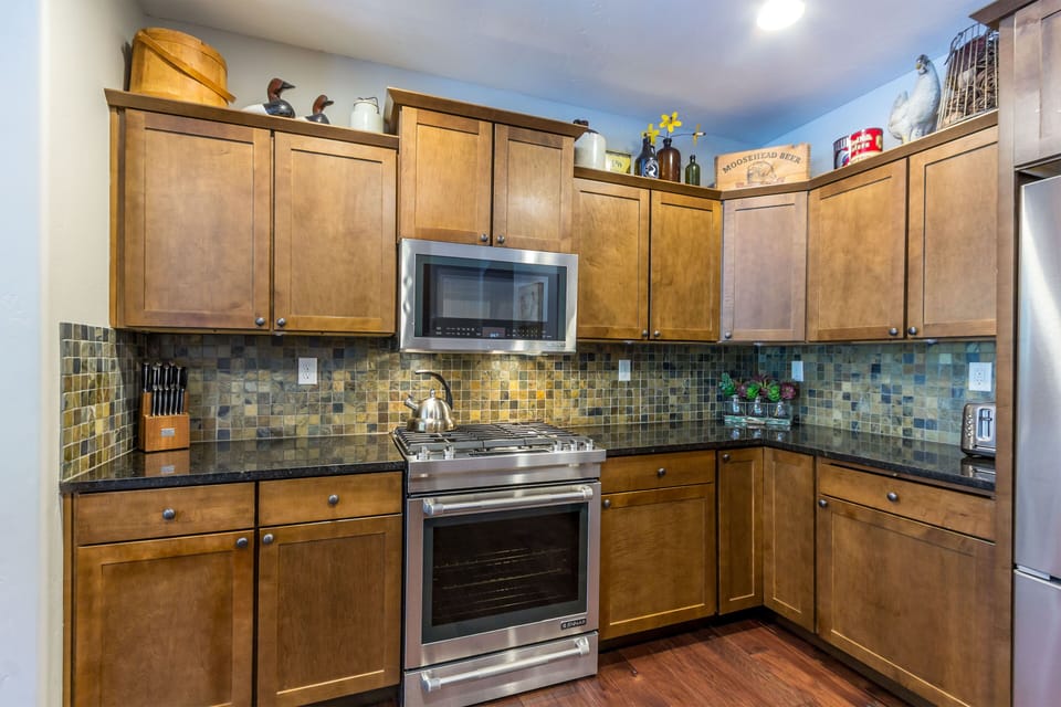 Kitchen - Main Level