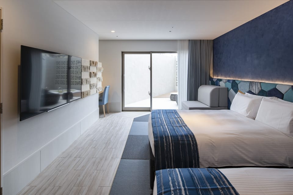 Deluxe Room, Non Smoking (with Private Hot Spring) | In-room safe, desk, WiFi (free)