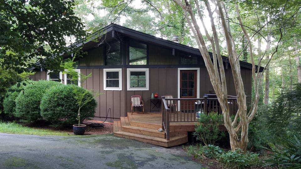 Welcome to the Cottage at Meadmoor