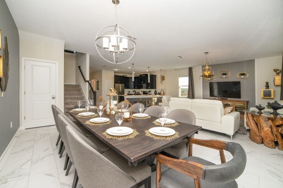 Villa, Multiple Bedrooms | Dining