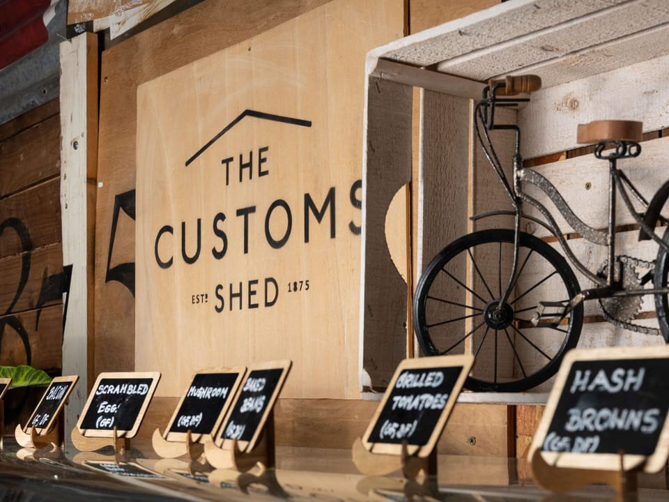 Daily buffet breakfast (GBP 18.00 per person)