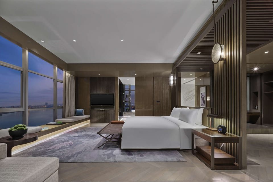 Presidential Suite, 1 King Bed | Down comforters, in-room safe, desk, laptop workspace