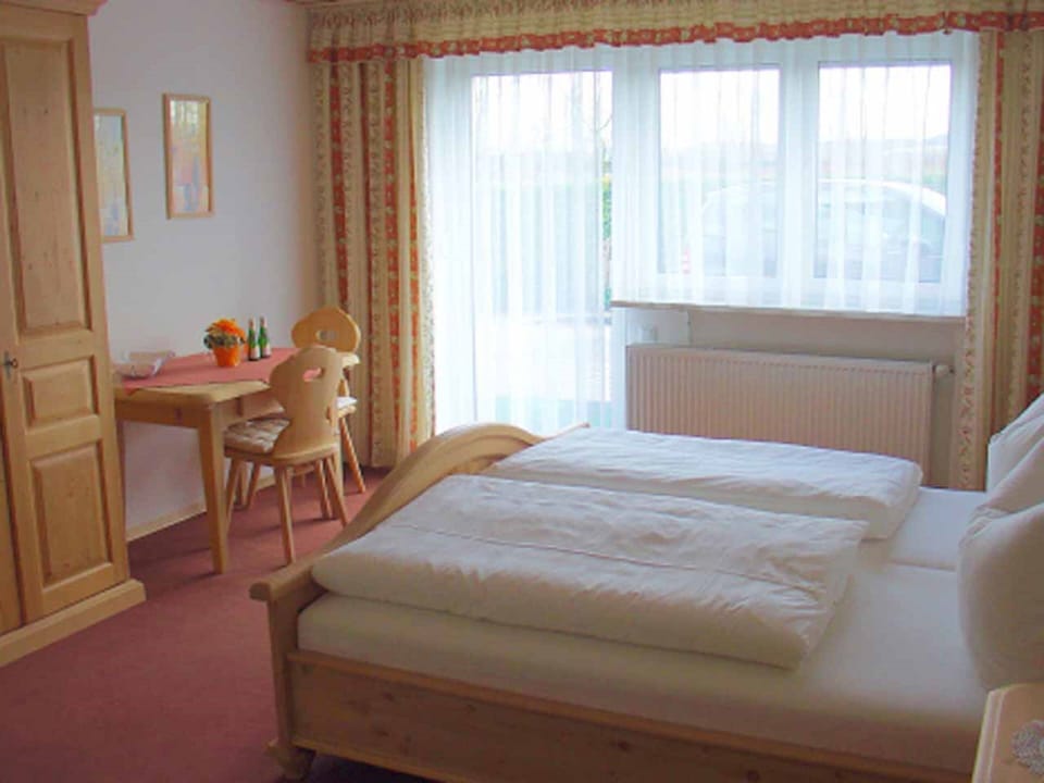 Double Room | Free WiFi