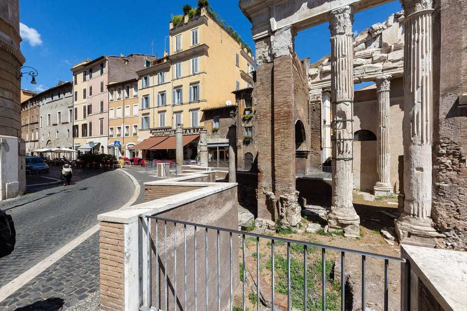 Jewish Ghetto area: one of the most interesting neighborhood of the city.
