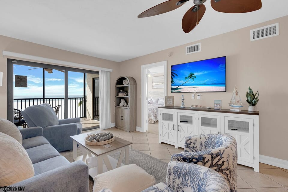 Relaxing Island Style!  Large screen TV, comfortable furniture and a great Gulf View