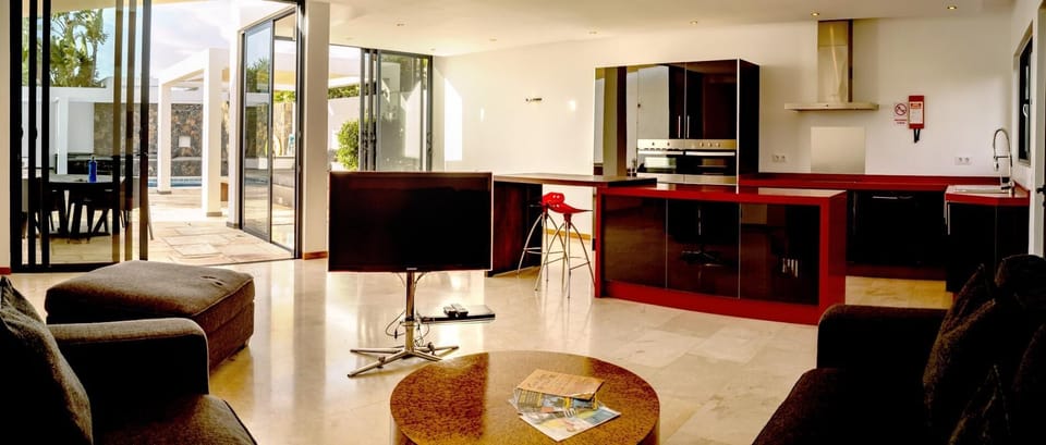 Casa Chani with heated pool in El Roque (2910)