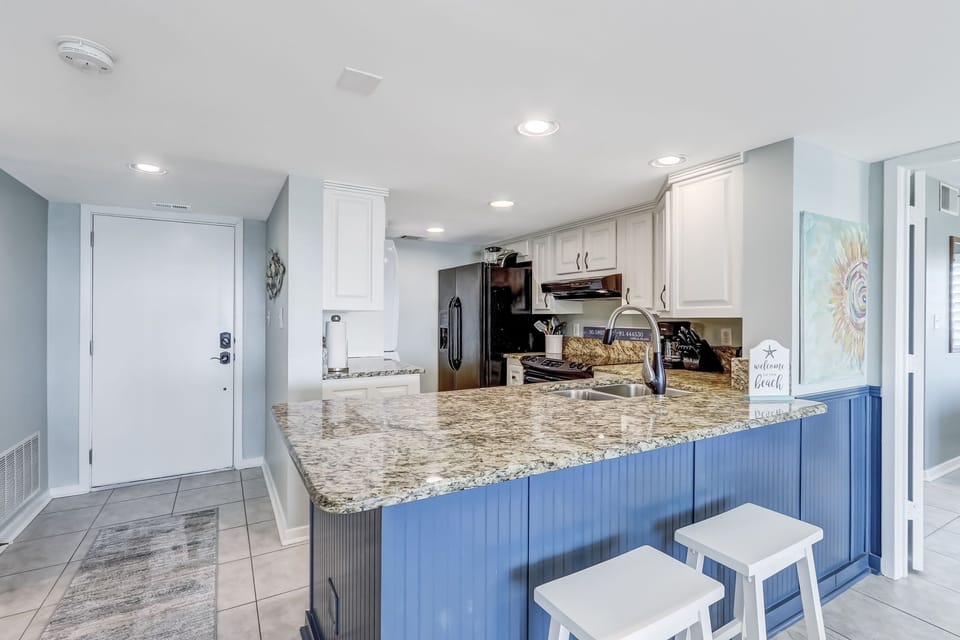 Barstool Seating at the Kitchen Counter
