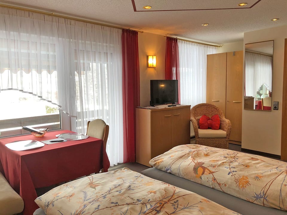 Double Room | Free WiFi, bed sheets