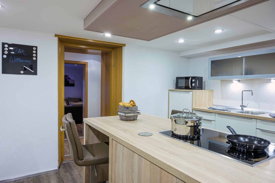 Apartment | Private kitchen | Fridge, microwave, oven, stovetop