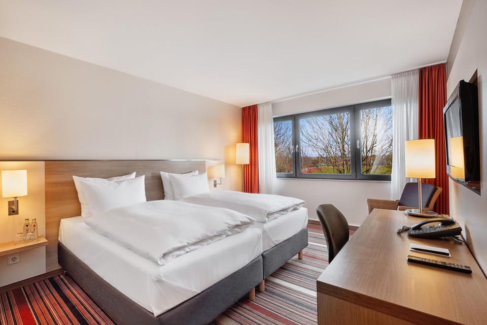 In-room safe, desk, soundproofing, free WiFi