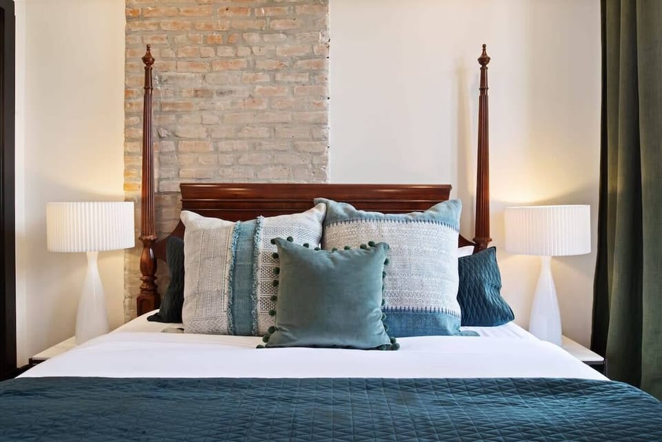 Bedroom 4 | 1 King Bed | Ensuite Full Bathroom | Single-Level Unit