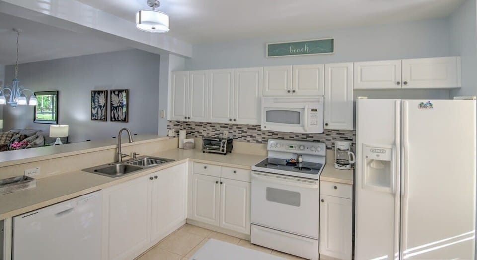 The Kitchen at 9165 Celeste Drive #101