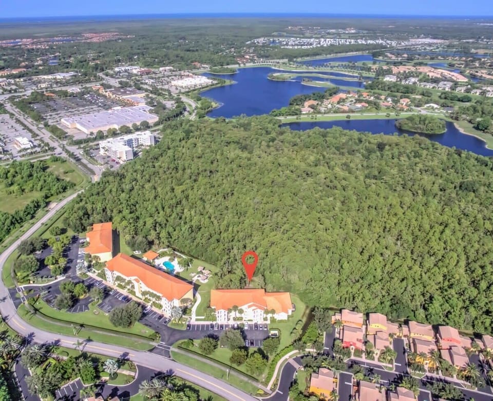 Coral Falls Resort of Lely