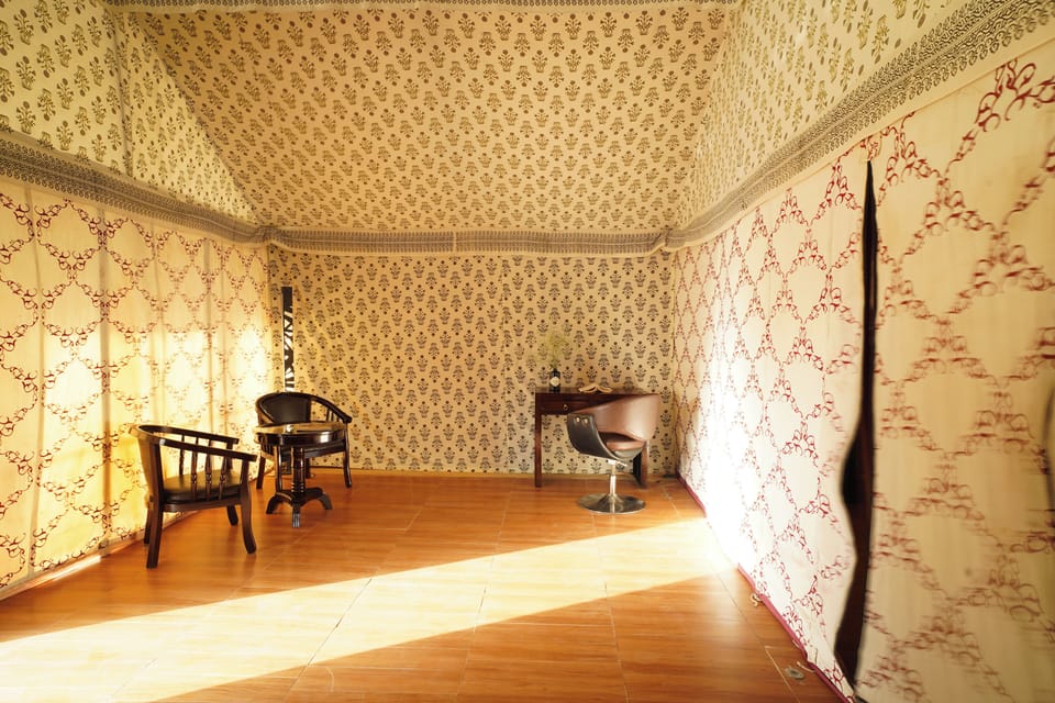 Luxury Tent | In-room dining