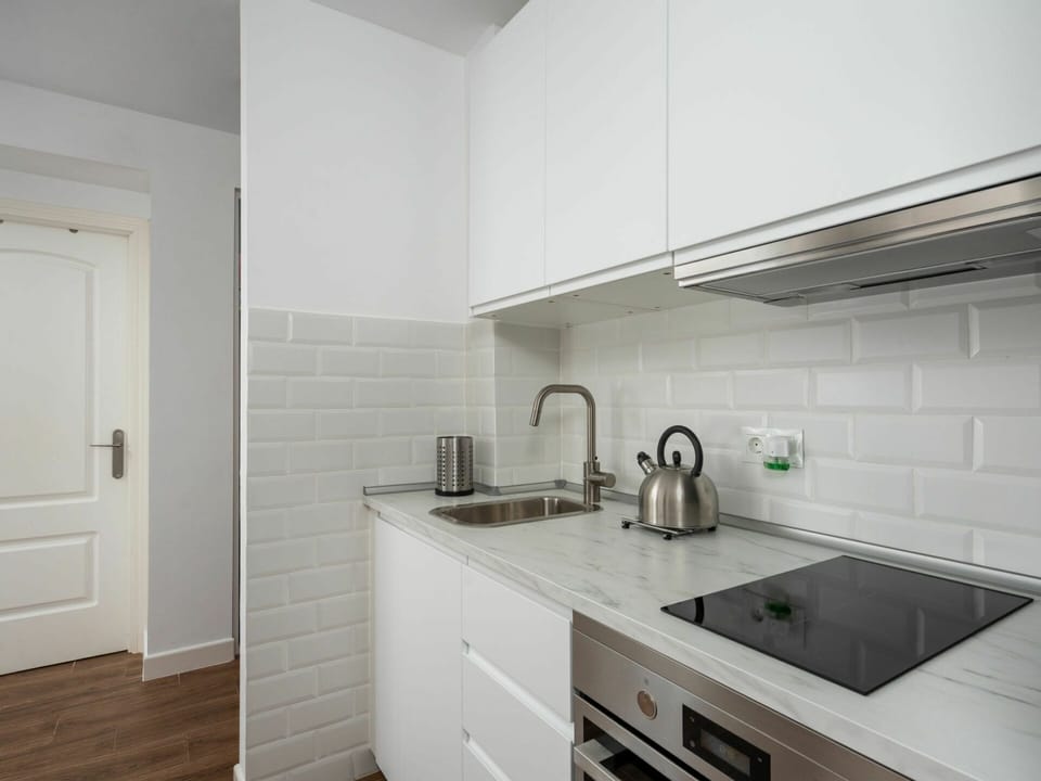 Property, Room, Countertop, Cabinetry, Kitchen, Furniture, Interior Design, Building, House, Real Estate