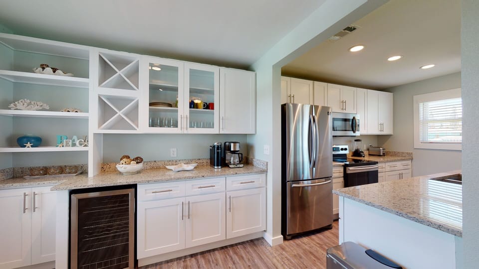 Kitchen and Bar
