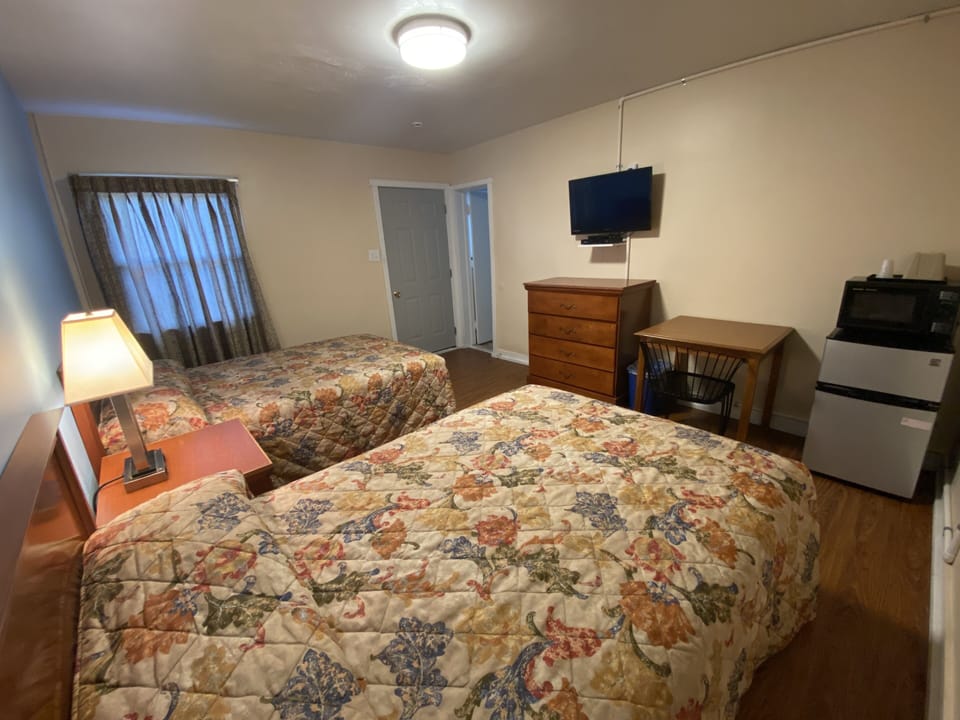 Deluxe Room, 2 Double Beds, Non Smoking | Individually decorated, individually furnished, free WiFi