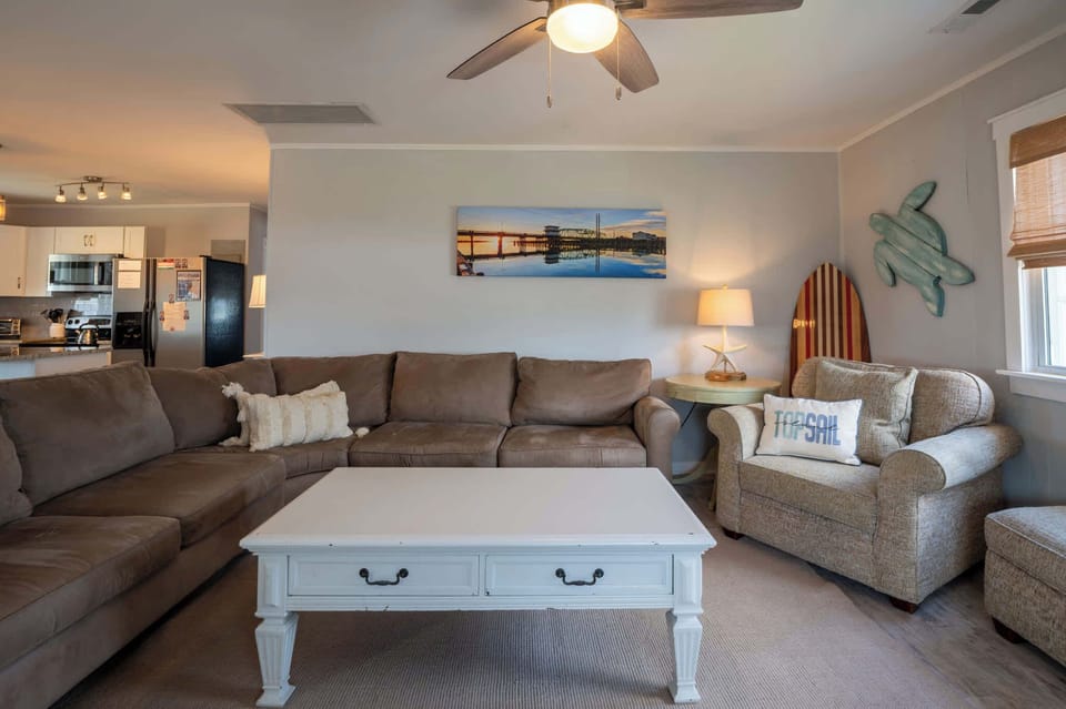 Spacious living room