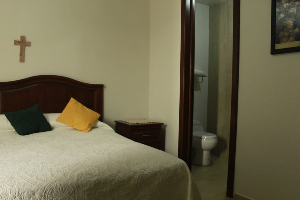 Traditional Room | Free WiFi