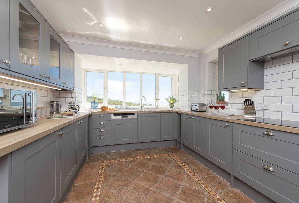 Chesil Watch, Abbotsbury: Spacious kitchen
