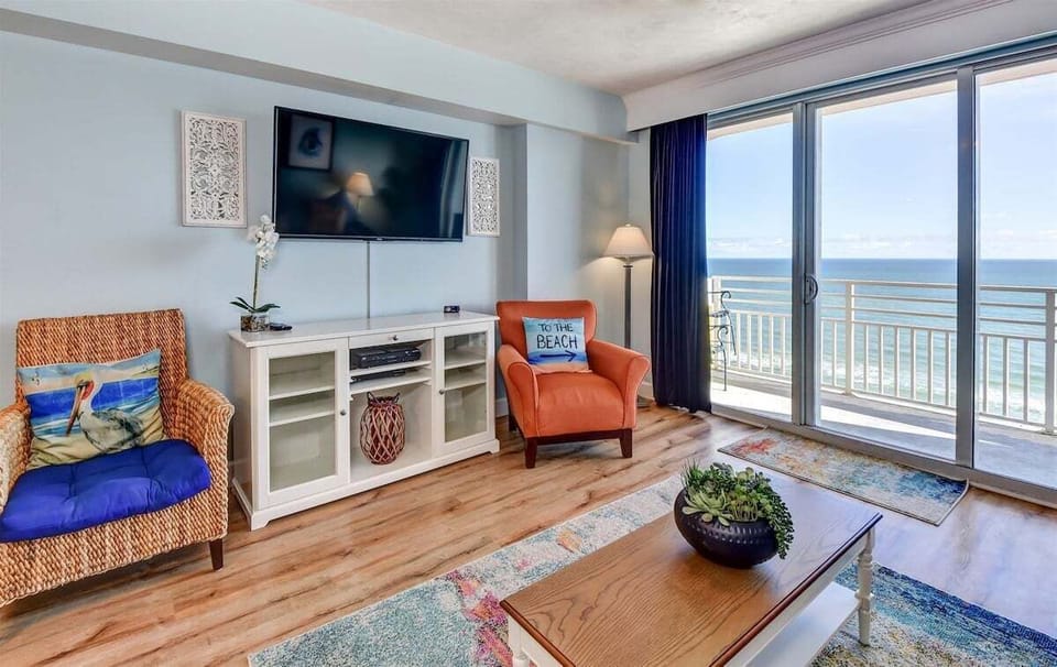 Another look at the livingroom