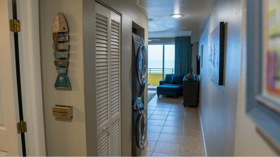 Entry hall way