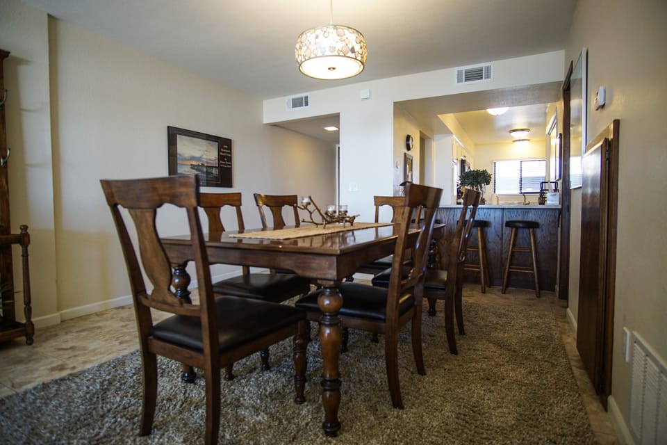 Dining Area - 133 Pismo Shores Oceanfront Vacation Rental Pismo