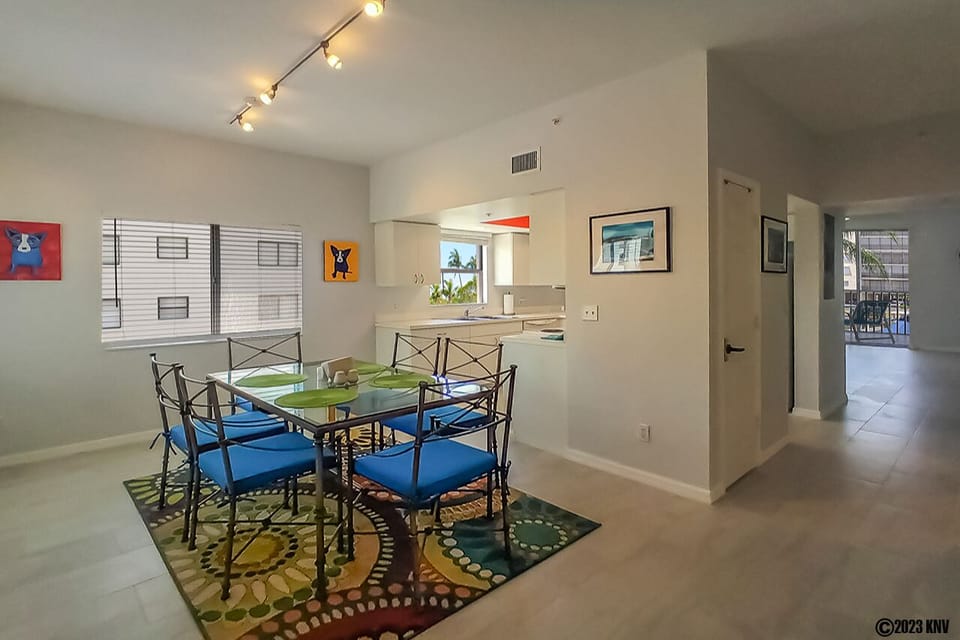 Spacious and beautiful...Casa Marina 121