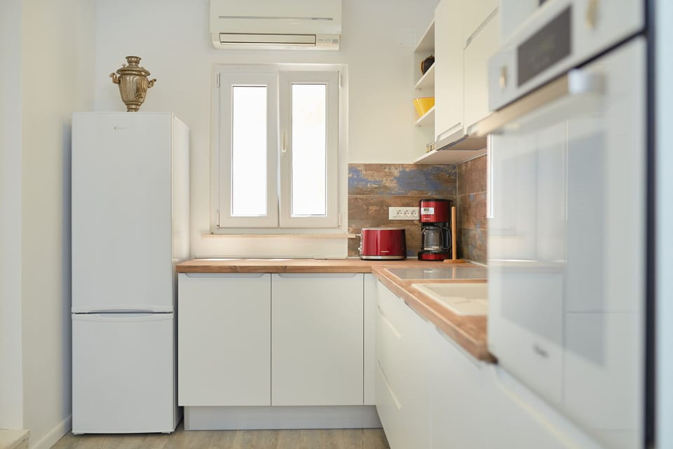 House (3 Bedroom HH with Garden and Sea View) | Private kitchen | Fridge