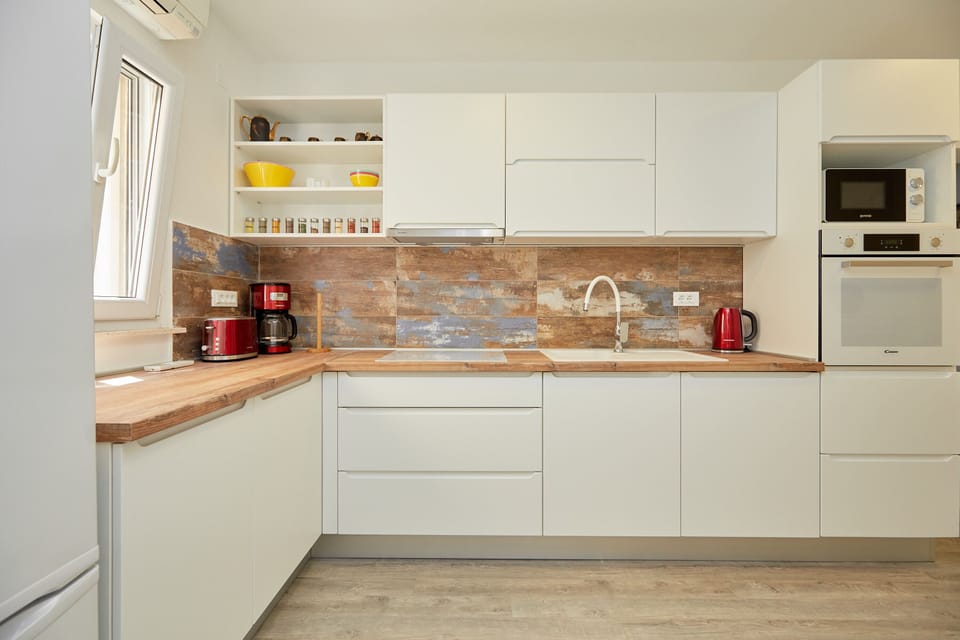 House (3 Bedroom HH with Garden and Sea View) | Private kitchen | Fridge