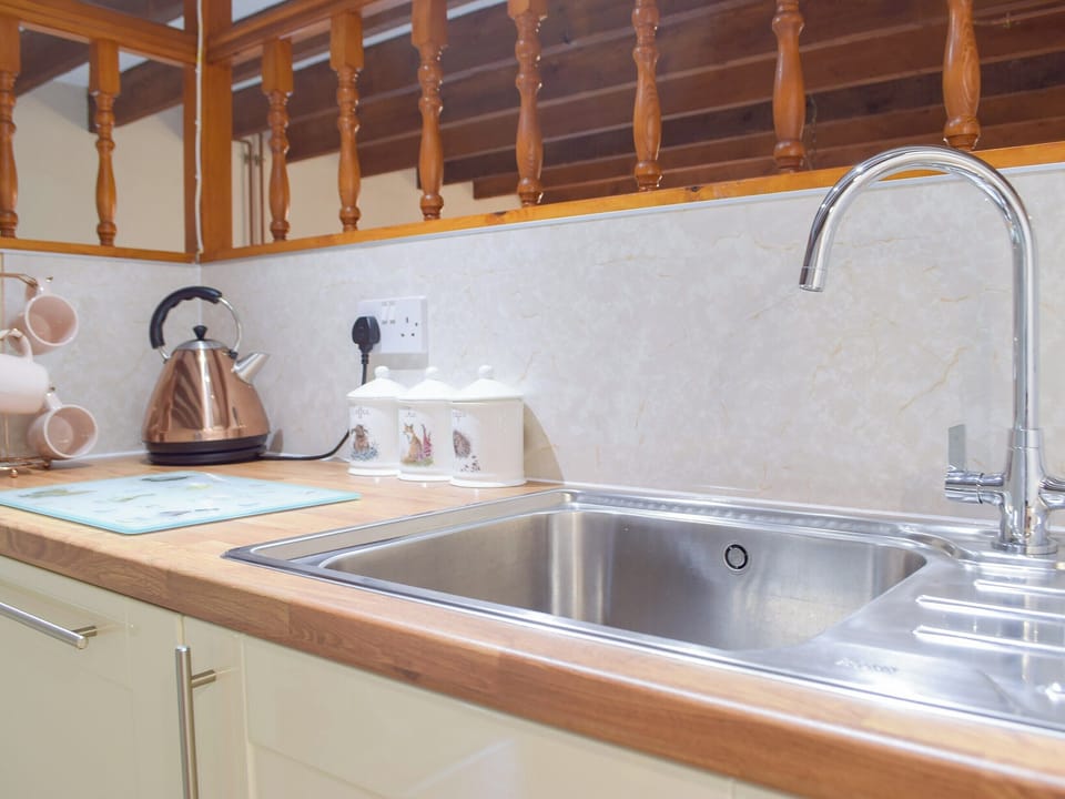 Kitchen | Hay Barn - Dinas Country Club, Dinas Cross, near Newport