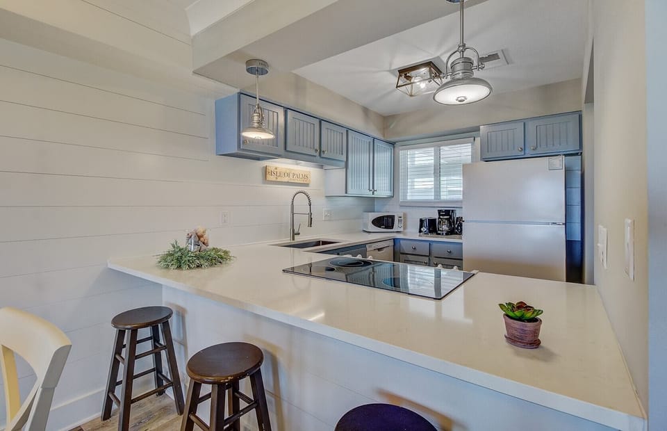 Modern kitchen.