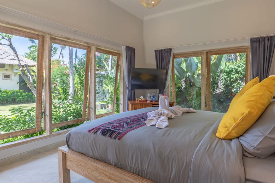 Garden Villas | Pillowtop beds, minibar, in-room safe, iron/ironing board